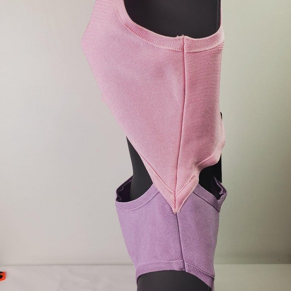 Pretty Little Things Cut Out Zip Front Swimsuit - Picture 5 of 12